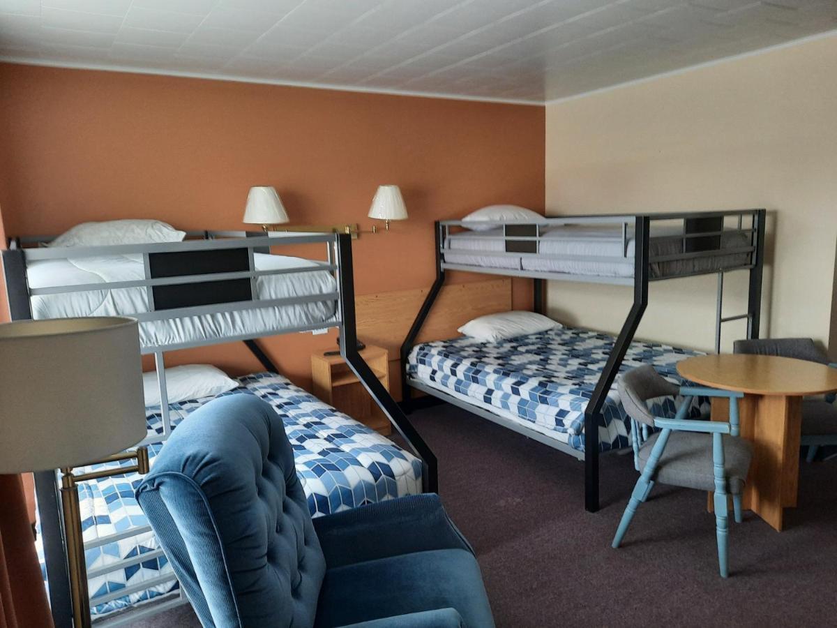 Le Campagnard Hotel Matane Eksteriør billede