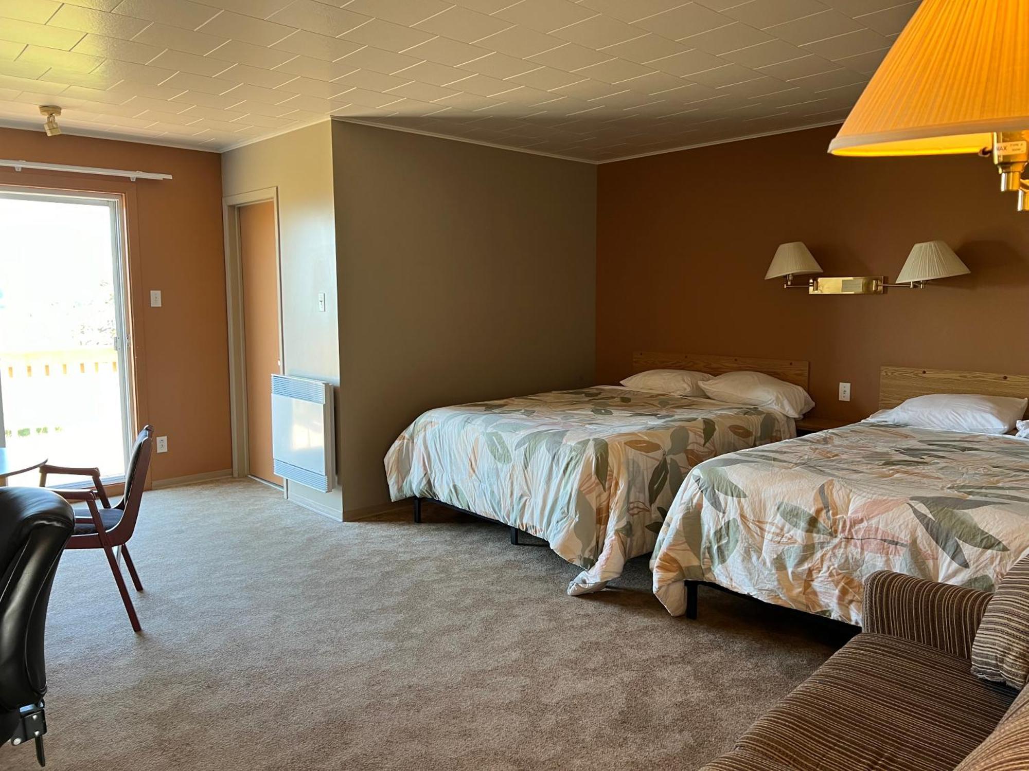 Le Campagnard Hotel Matane Eksteriør billede
