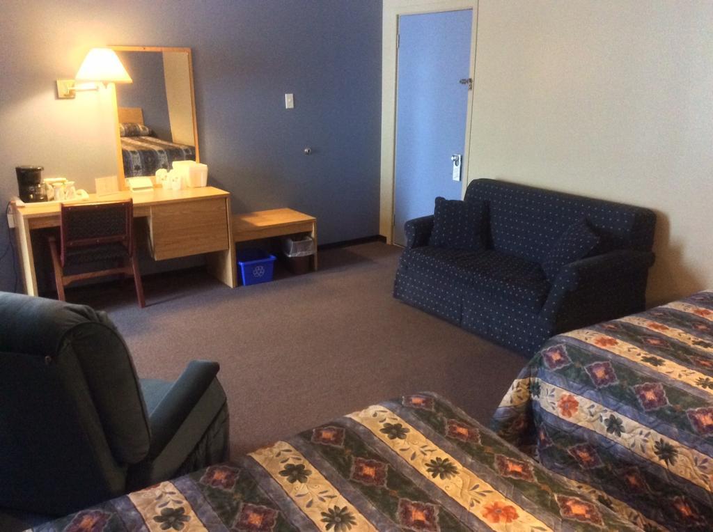 Le Campagnard Hotel Matane Eksteriør billede