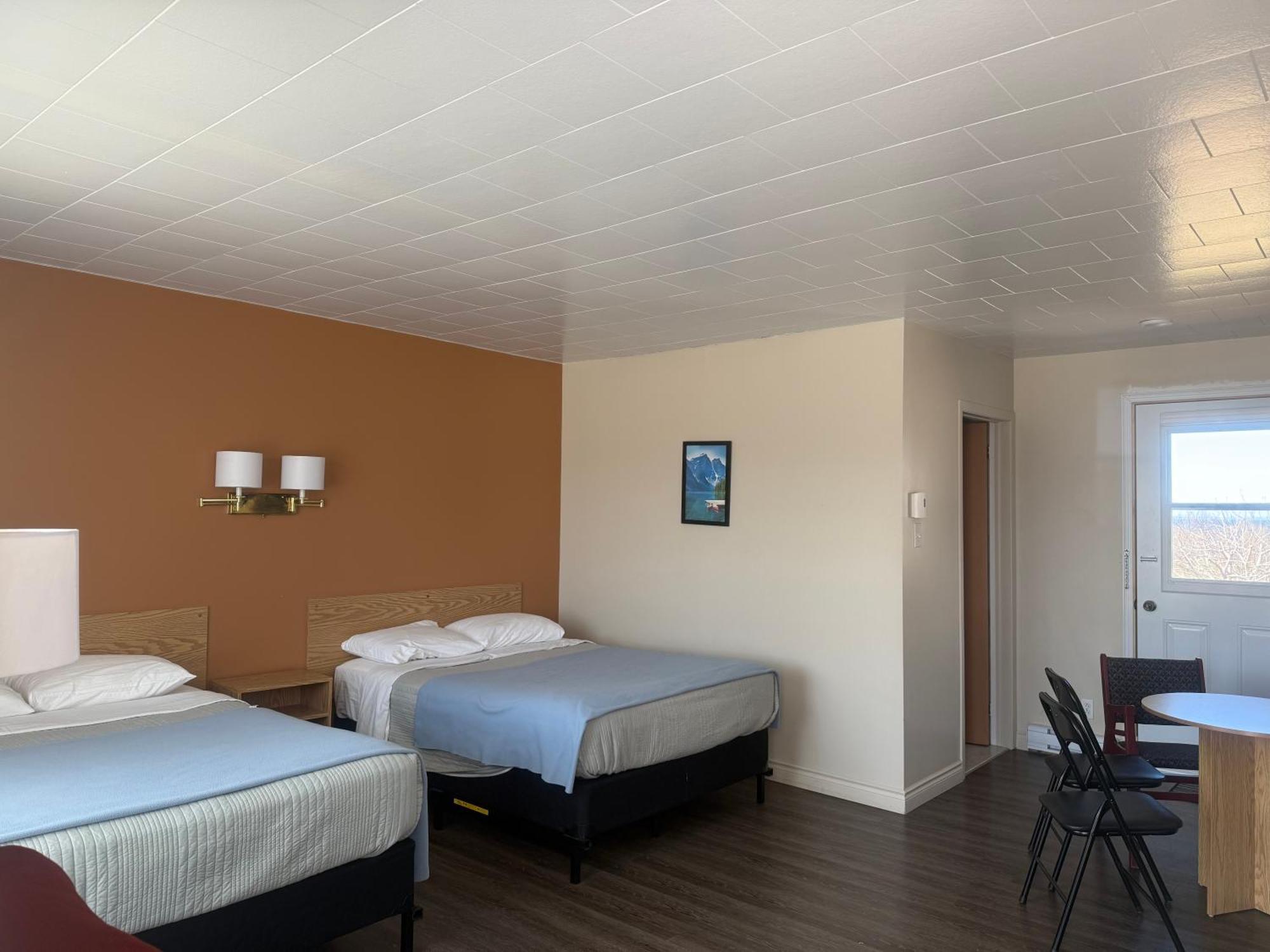 Le Campagnard Hotel Matane Eksteriør billede