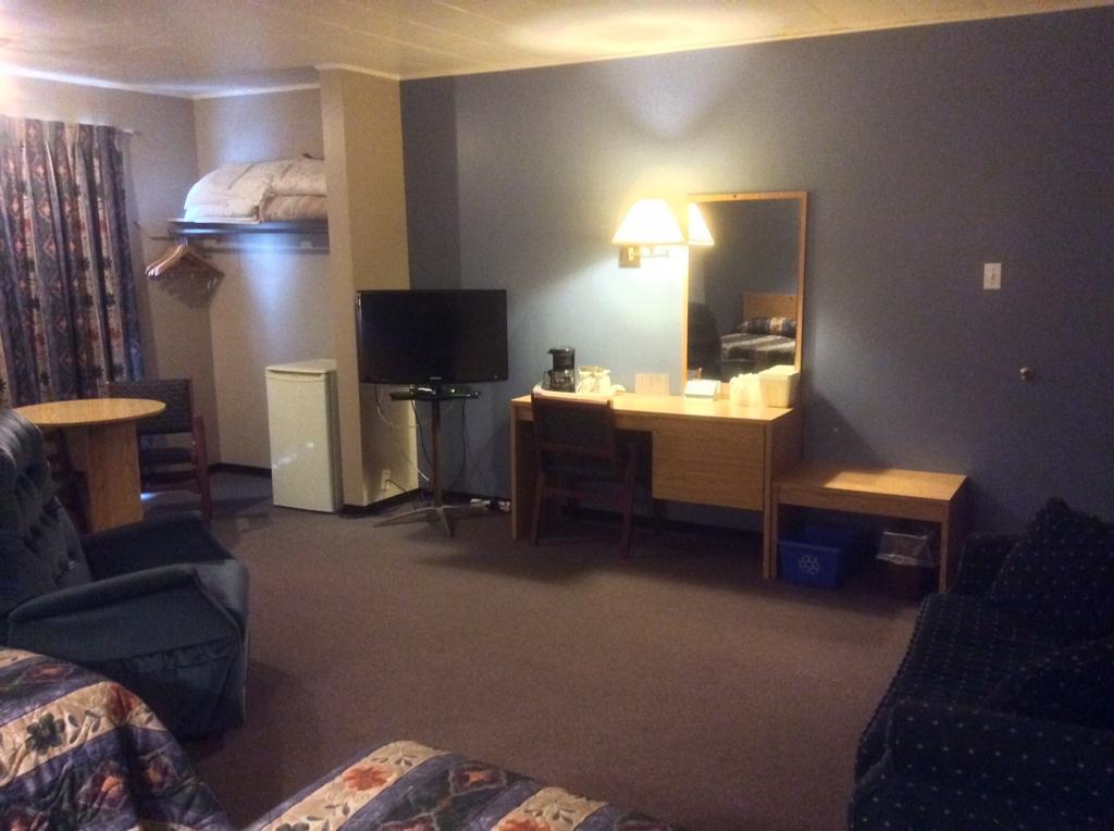Le Campagnard Hotel Matane Eksteriør billede